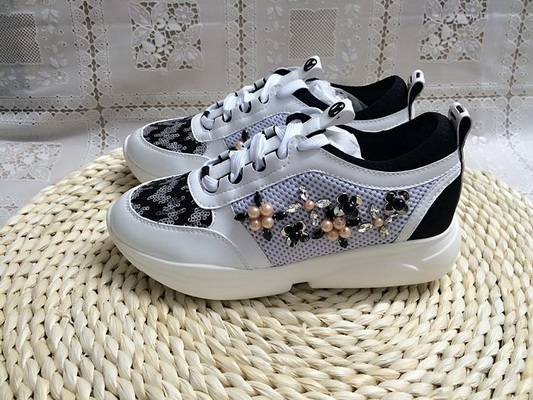 LV Casual shoes Women--030